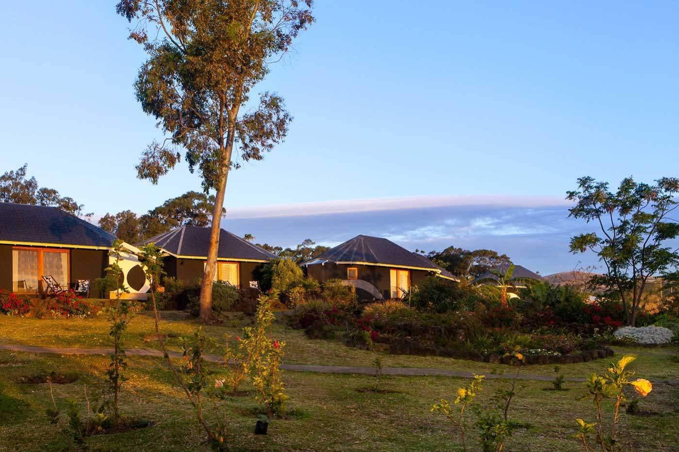 Hotel Altiplanico Rapa Nui Hanga Roa Exterior foto